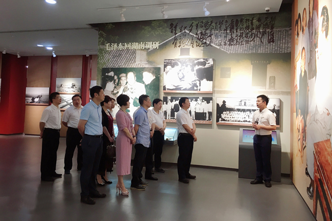 老虎机娱乐城
,长沙杀虫剂,长沙光气衍生物,长沙氨基酸保护剂,长沙锂离子电池材料